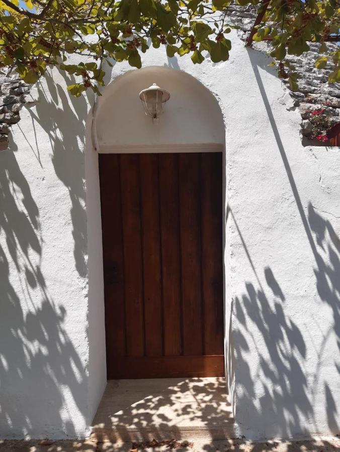 Trulli Ulivi Villa Putignano Buitenkant foto