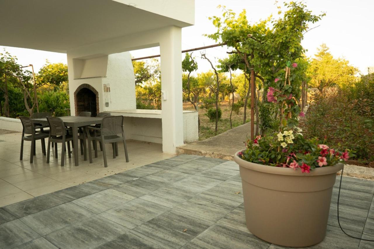 Trulli Ulivi Villa Putignano Buitenkant foto